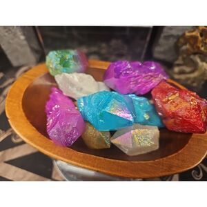 1.29lbsAura Aqua Rainbow Quartz W/wooden Bowl - CrystalCloud Company - 1.29lbsAu